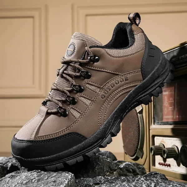 Men's Hiking Shoes Outdoor Leather Sneakers for Men Non-slip Wear-resistant Sports Shoes Large Size 38-49