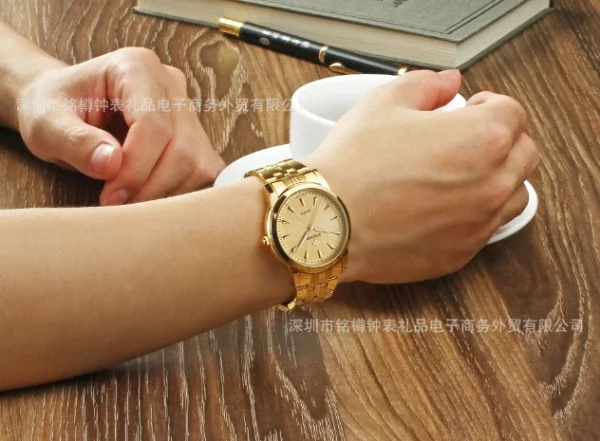 Men's Watch Fashion Business Large Dial Leisure Watch Waterproof Quartz Watch Business and Leisure Steel Strip Watch - Image 8