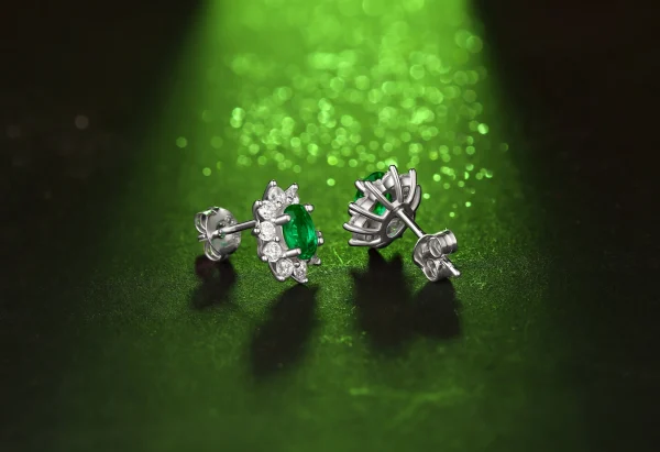Yulaili Wholesale Quality Emerald Eardrop Cut Colombia Emeralds Stone Earrings Simple Elegant Real Emerald Clavicle Ear Stud - Image 6