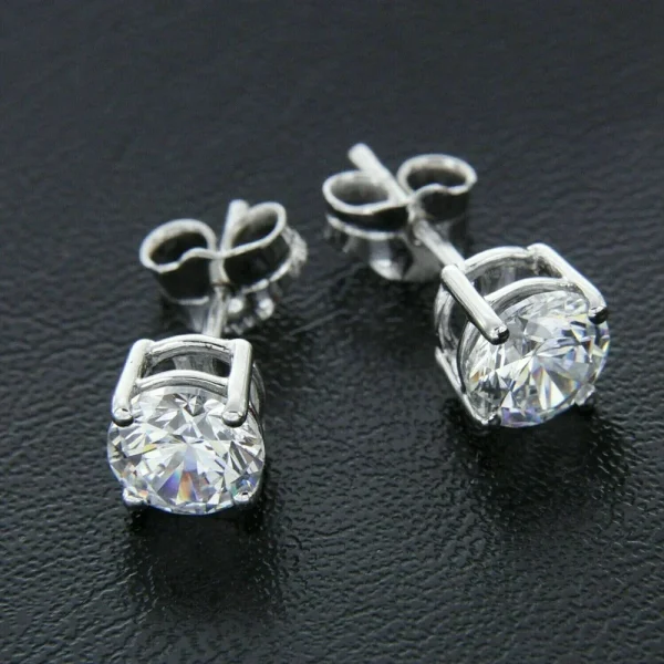 IGI Certified 0.5CT 1CT 1.5CT D VS1 14K 18K Solid Gold Four Claws Classic Design Lab Grown Diamond Wedding Stud Earring - Image 3