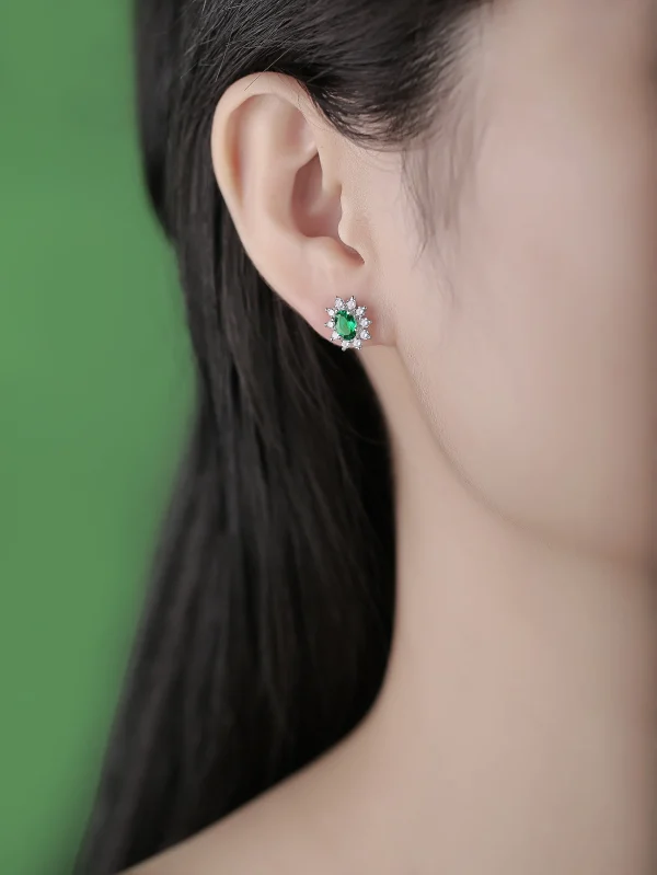 Yulaili Wholesale Quality Emerald Eardrop Cut Colombia Emeralds Stone Earrings Simple Elegant Real Emerald Clavicle Ear Stud - Image 4